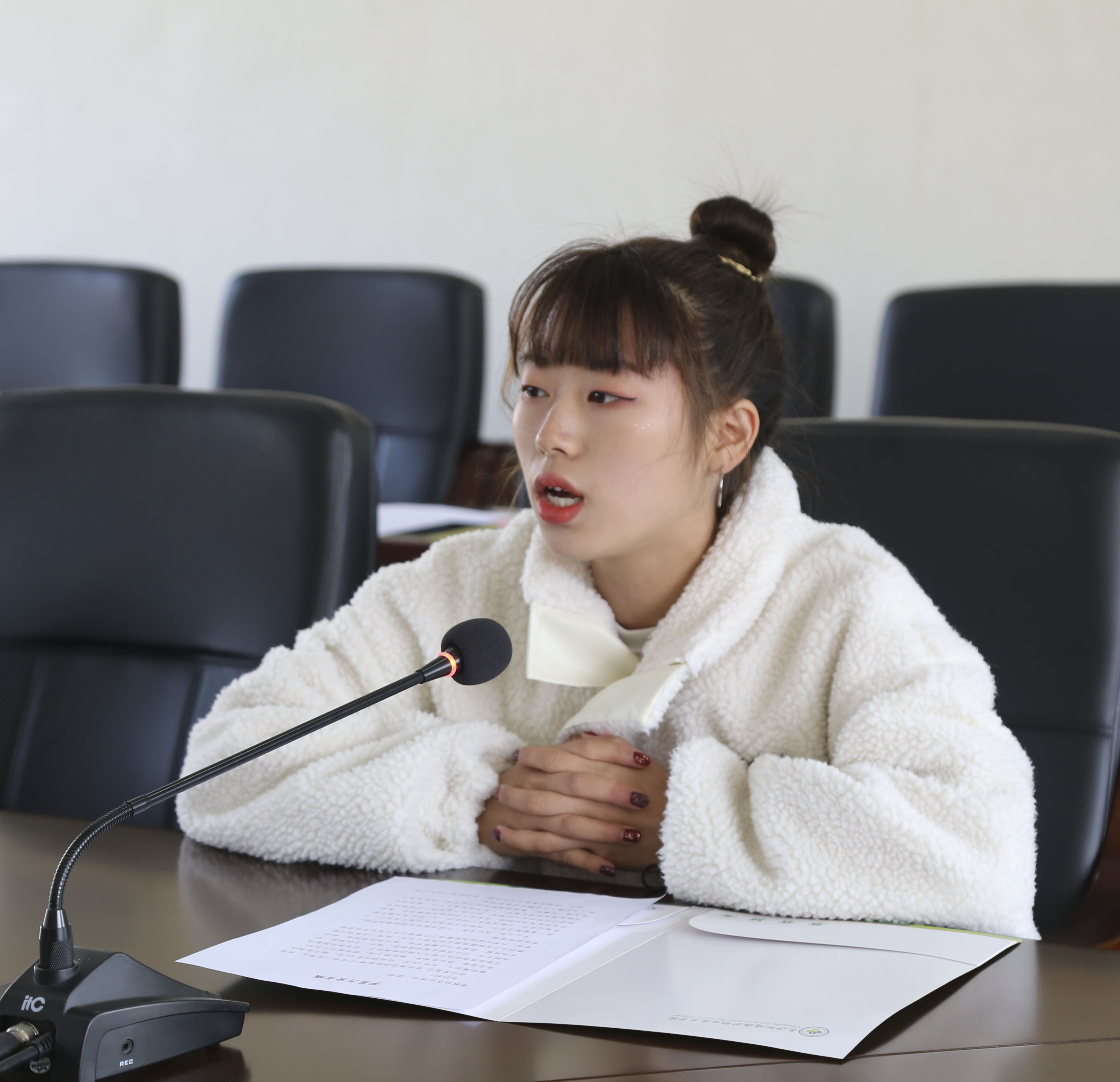 06：长沙环保学院受助学生代表罗星月.JPG